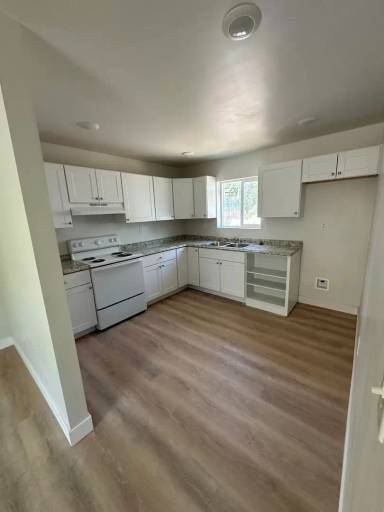 Main picture of 112 Hap Arnold Loop
