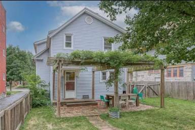 Main picture of 3736 Wyoming St