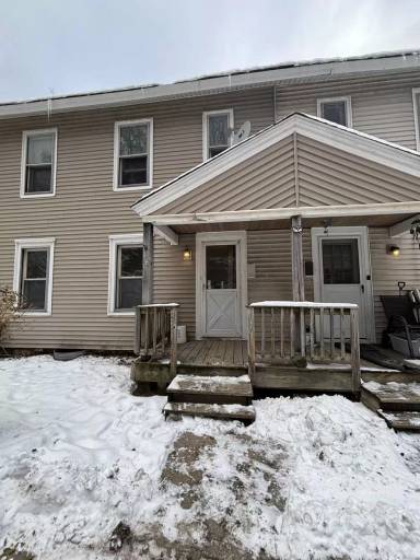 Main picture of 143 Beaver St