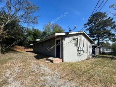 Main picture of 1077 Jessamine St