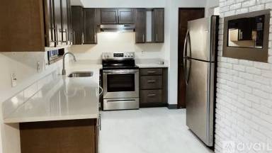 Main picture of 2525 N Kilpatrick St
