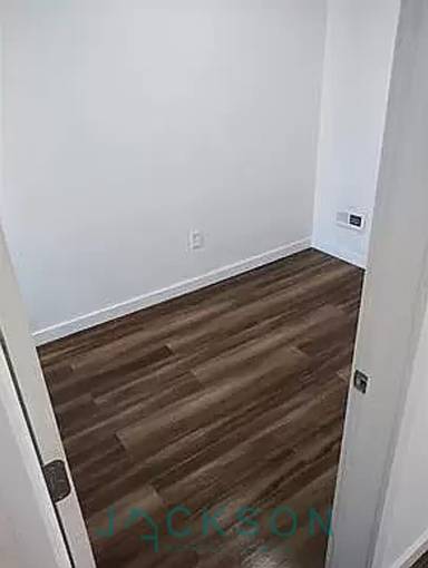 Main picture of 2907 N Ringgold St