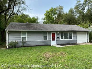 Main picture of 8409 E 111th St