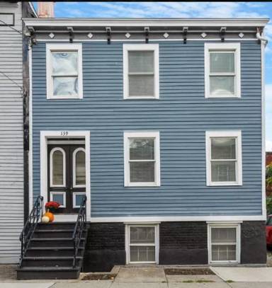Main picture of 139 Jefferson St