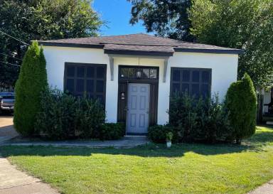 Main picture of 1301 Queen City Ave