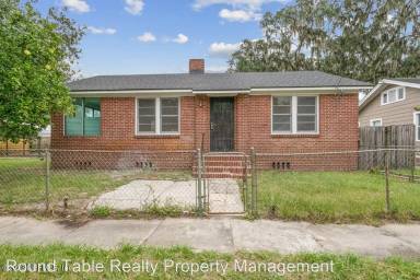 Main picture of 6511 Evelyn Dr