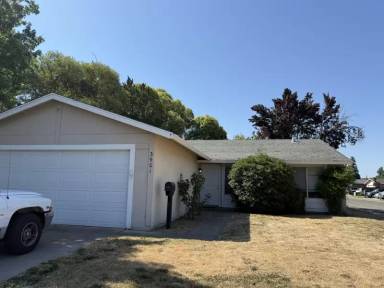 Main picture of 3901 Avante Way