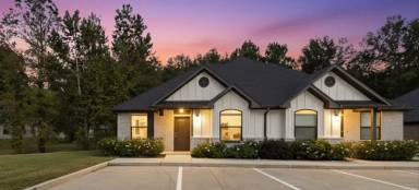 Main picture of 2151 E Grande Blvd