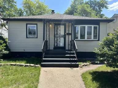 Main picture of 551 King St
