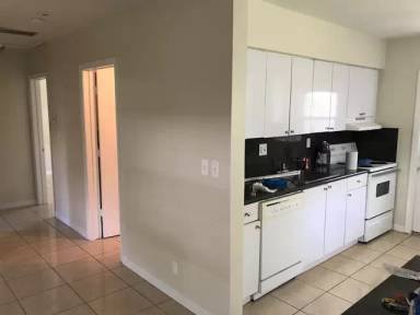 Main picture of 1308 NE 4th St