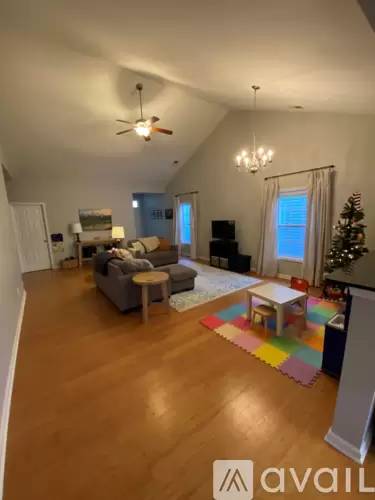 Main picture of 212 Chamfort Dr