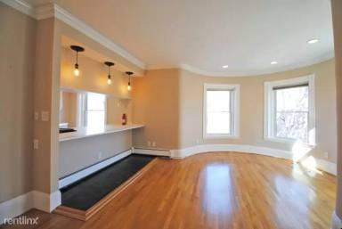 Main picture of 33 Longwood Ave