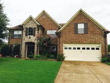 Main picture of 10205 Carly Dr