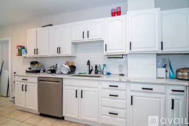 Main picture of 448 Park Dr