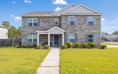 Main picture of 26 Whisperwood Ln