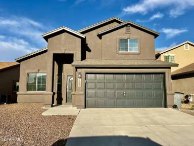 Main picture of 2413 Sparrow Point St