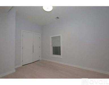 Main picture of 108 Trenton St