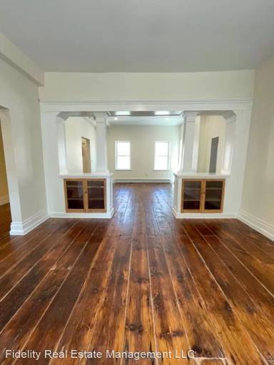 Main picture of 133 3rd St