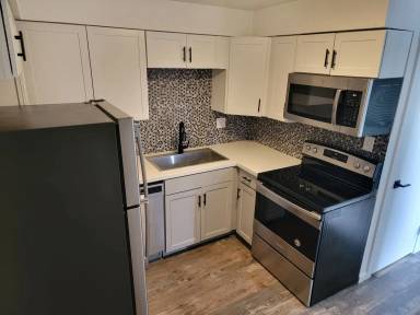 Main picture of 1101 E Taylor St