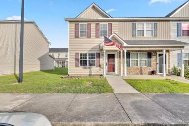 Main picture of 8001 Banister Loop