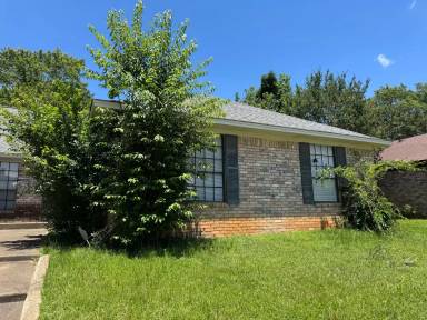 Main picture of 306 Brookwood Dr