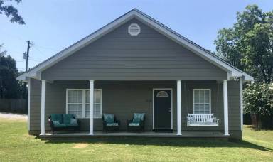 Main picture of 2103 Forest Lake Dr