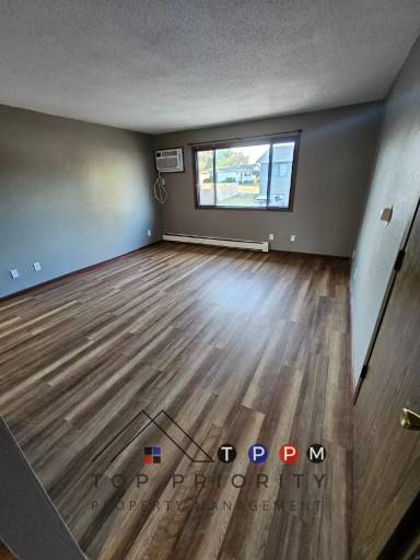 Main picture of 3140 8th St