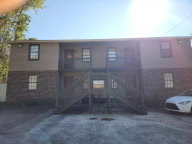 Main picture of 1203 North St SE