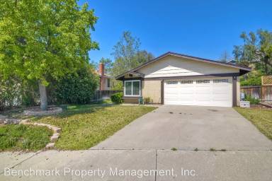 Main picture of 616 Woodside Pl