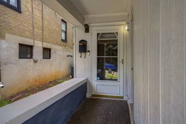 Main picture of 1143 18th Ave S