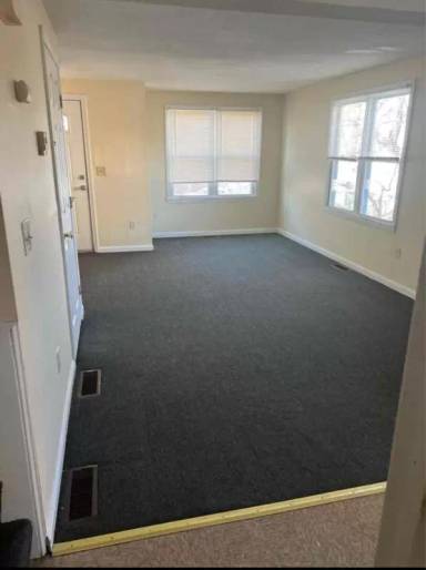 Main picture of 107 University Ave