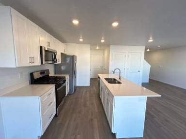 Main picture of 2974 W Graham Loop