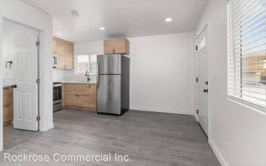 Main picture of 4454 Utah St