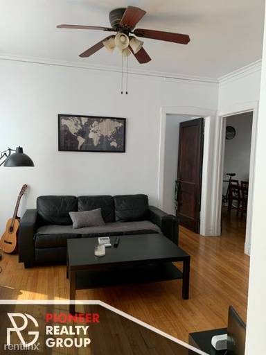 Main picture of 1617 W Belmont Ave