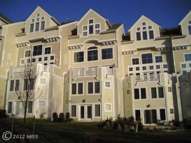 Main picture of 2024 Beacon Heights Dr