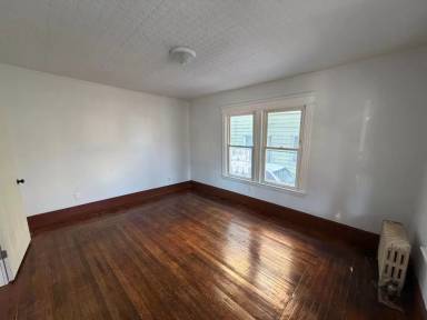 Main picture of 174 Euclid Ave