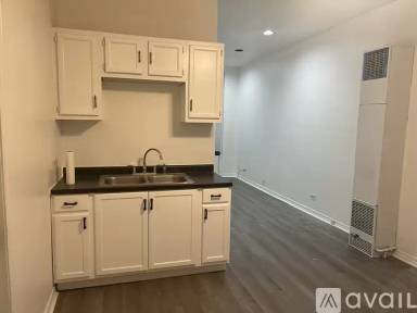 Main picture of 3123 S Shields Ave
