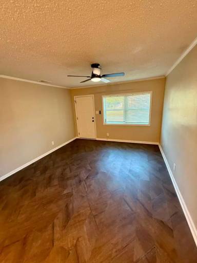 Main picture of 2516 Medford Pl