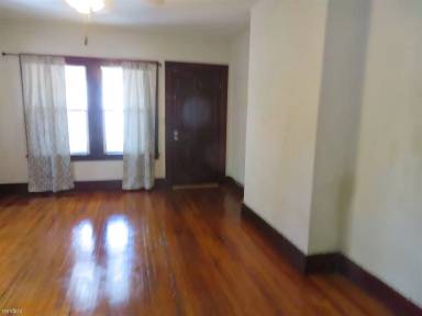 Main picture of 1000 Druid Rd E