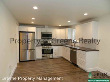 Main picture of 1321 Central St NE