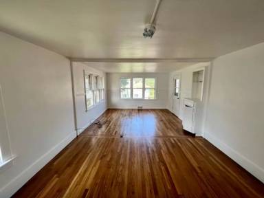 Main picture of 625 W Wendell St