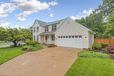 Main picture of 9164 Bloom Ct
