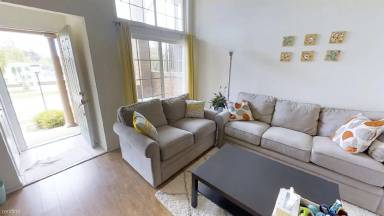 Main picture of 2741 Barclay Way