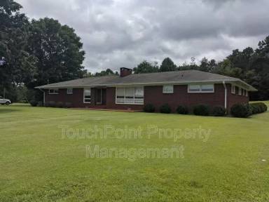 Main picture of 3171 N NC 16 Business Hwy