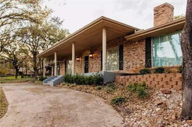 Main picture of 603 Van Buren Dr