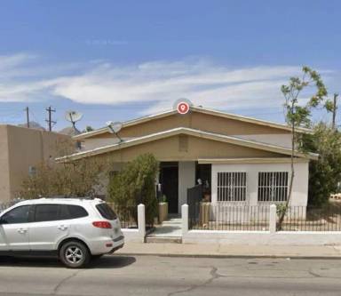Main picture of 3731 E Yandell Dr
