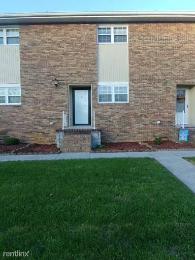 Main picture of 108 Shady Brook Dr