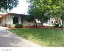 Main picture of 250 Glencoe St