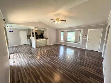 Main picture of 16950 Lensman Rd
