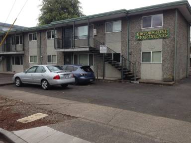 Main picture of 457 W 8th Ave
